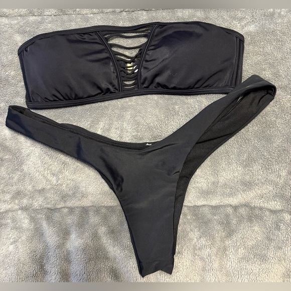 Victoria's Secret Black Bikini Bandeau - Picture 1 of 3